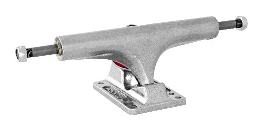 Independent Stage 4 skateboard trucks set in size 136 with aluminum hanger