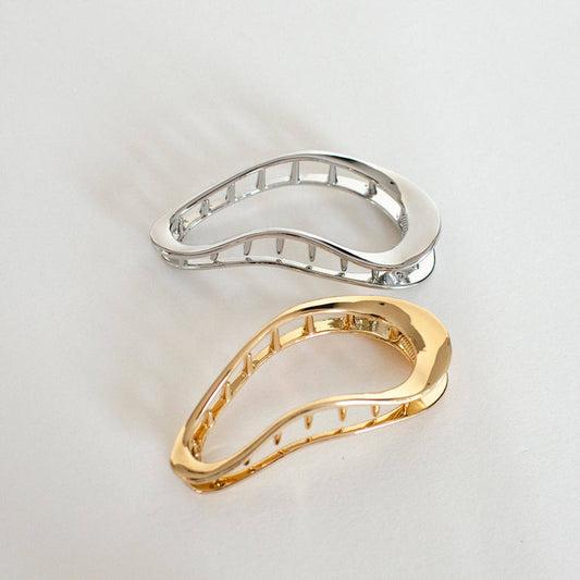 Minimal Organic Wave Metal Hair Claw Clip – Silver
