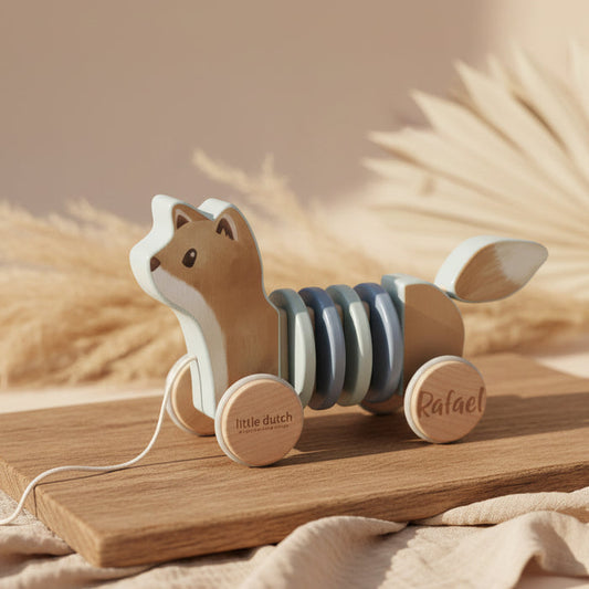 Personalisiertes Little Dutch Wackelziehspielzeug Fuchs mit Name – blaues Holz-Nachziehspielzeug als Geschenk zur Geburt oder Taufe