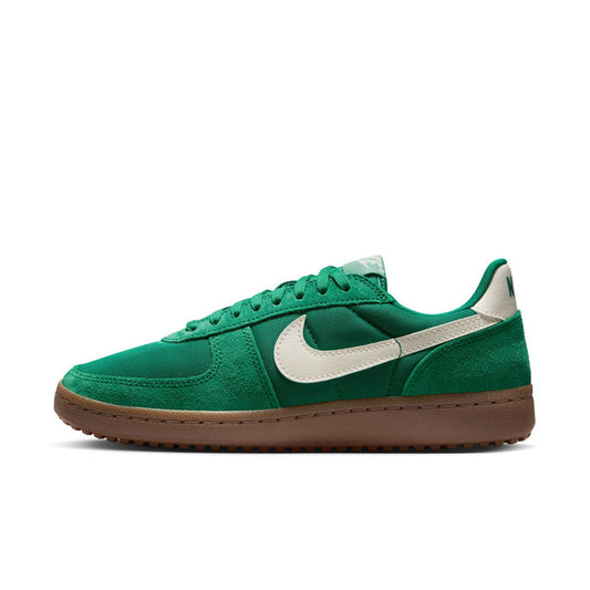 HJ6000-300 - WMNS NIKE FIELD GENERAL